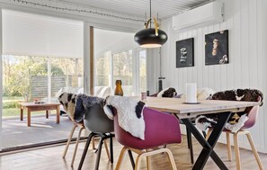 Dining - 2 bedroom stunning home in Jægerspris (Jægerspris)