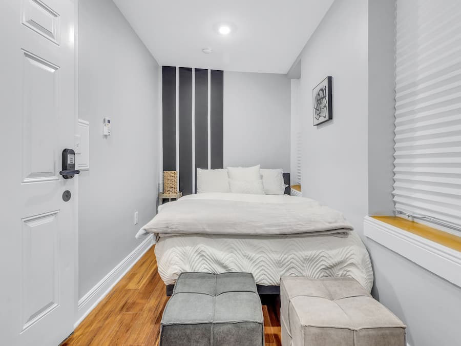 Apartment | 2 bedrooms, individually decorated, individually furnished, desk