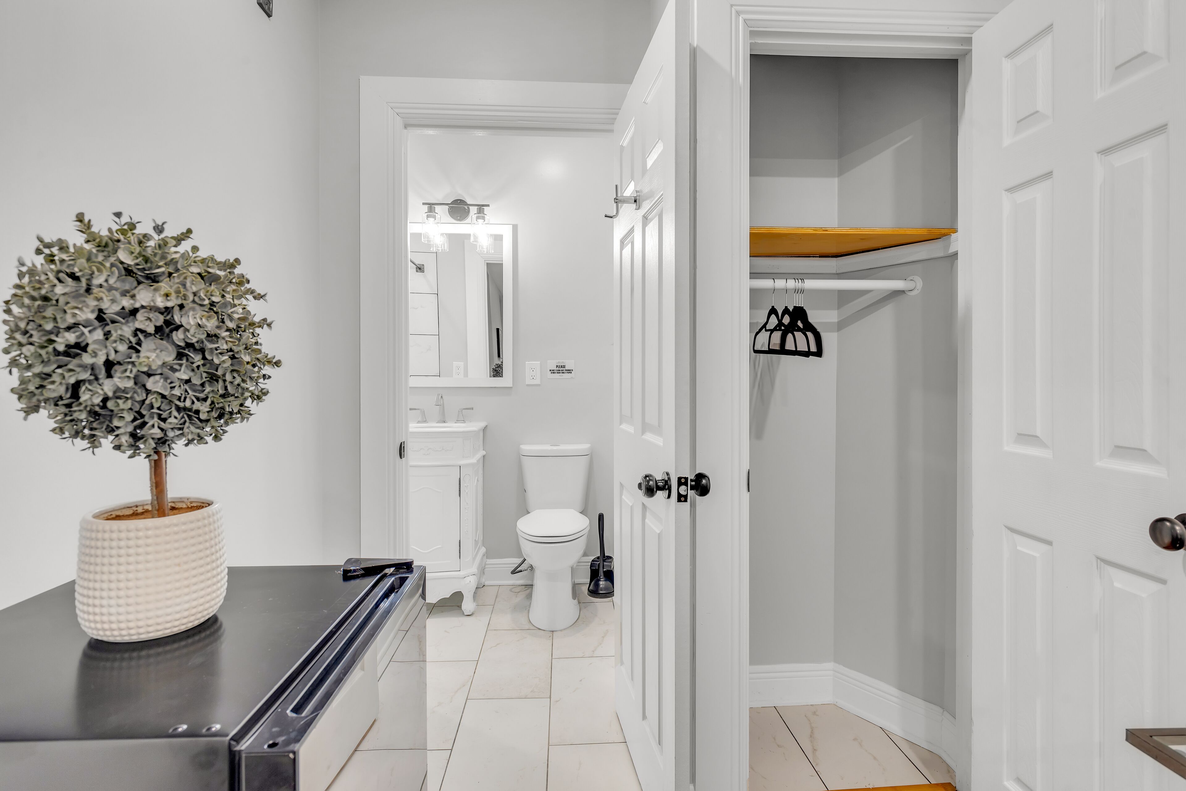 Apartment | 2 bedrooms, individually decorated, individually furnished, desk
