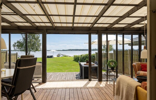 Outdoor dining - Amazing home in Sunds with lake view (Sunds)