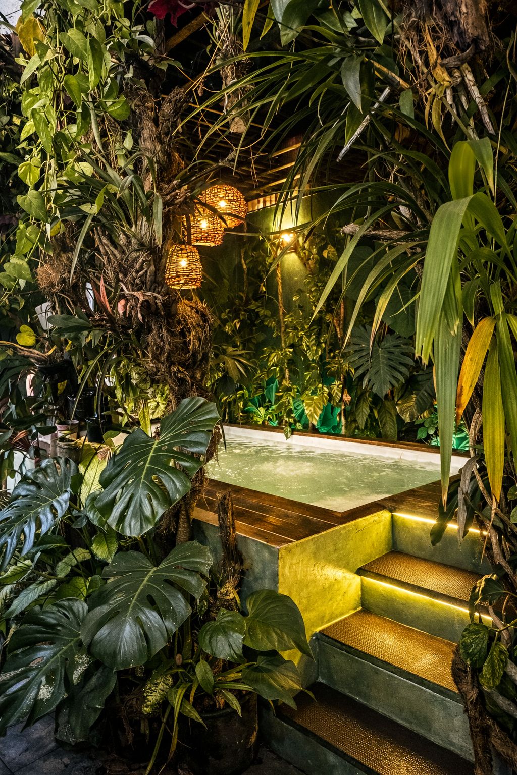Standard Studio, 1 King Bed | Terrace/patio