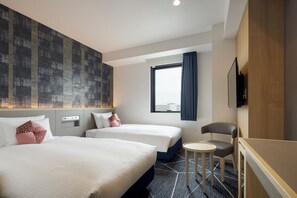 Superior Twin Room | In-room safe, laptop workspace, free WiFi, bed sheets