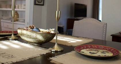 Cozy family home in midtown, minutes from downtown Memphis, & Rhodes college