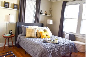 3 habitaciones, tabla de planchar con plancha, wifi y ropa de cama 