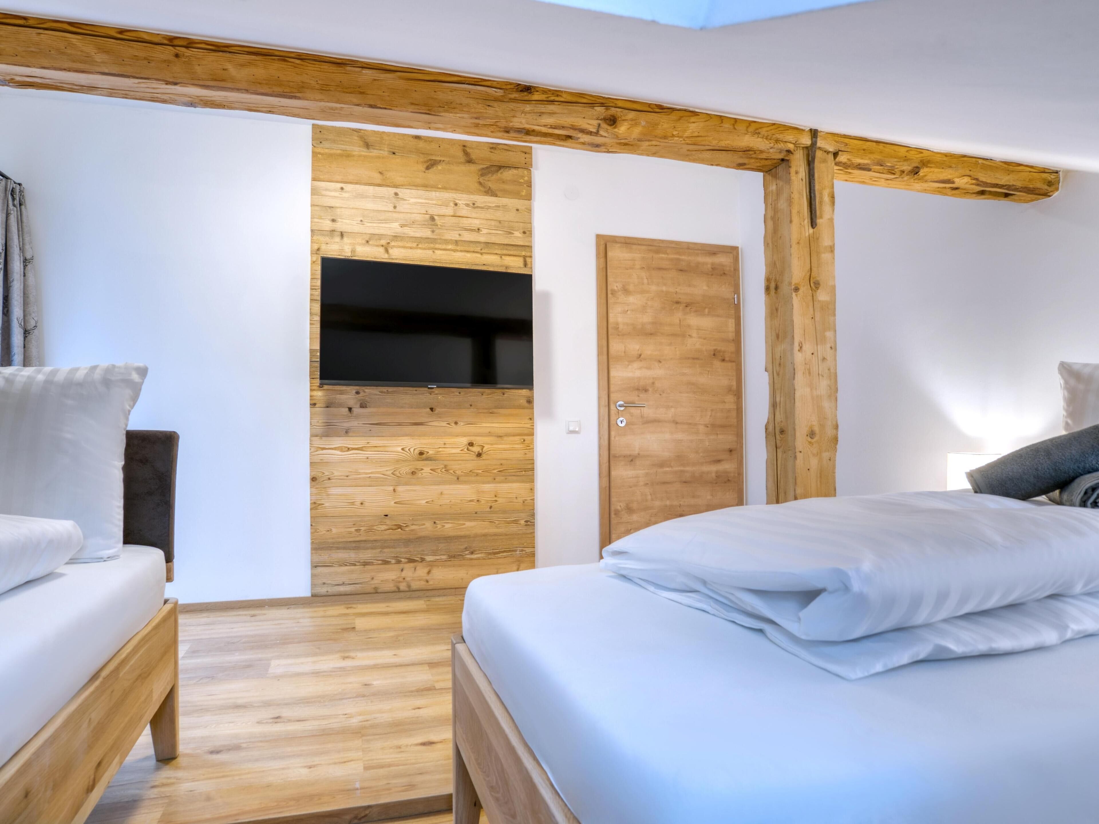 5 chambres, fer et planche à repasser, accès Internet