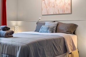 5 Schlafzimmer, Reisekinderbett, WLAN, Bettwäsche