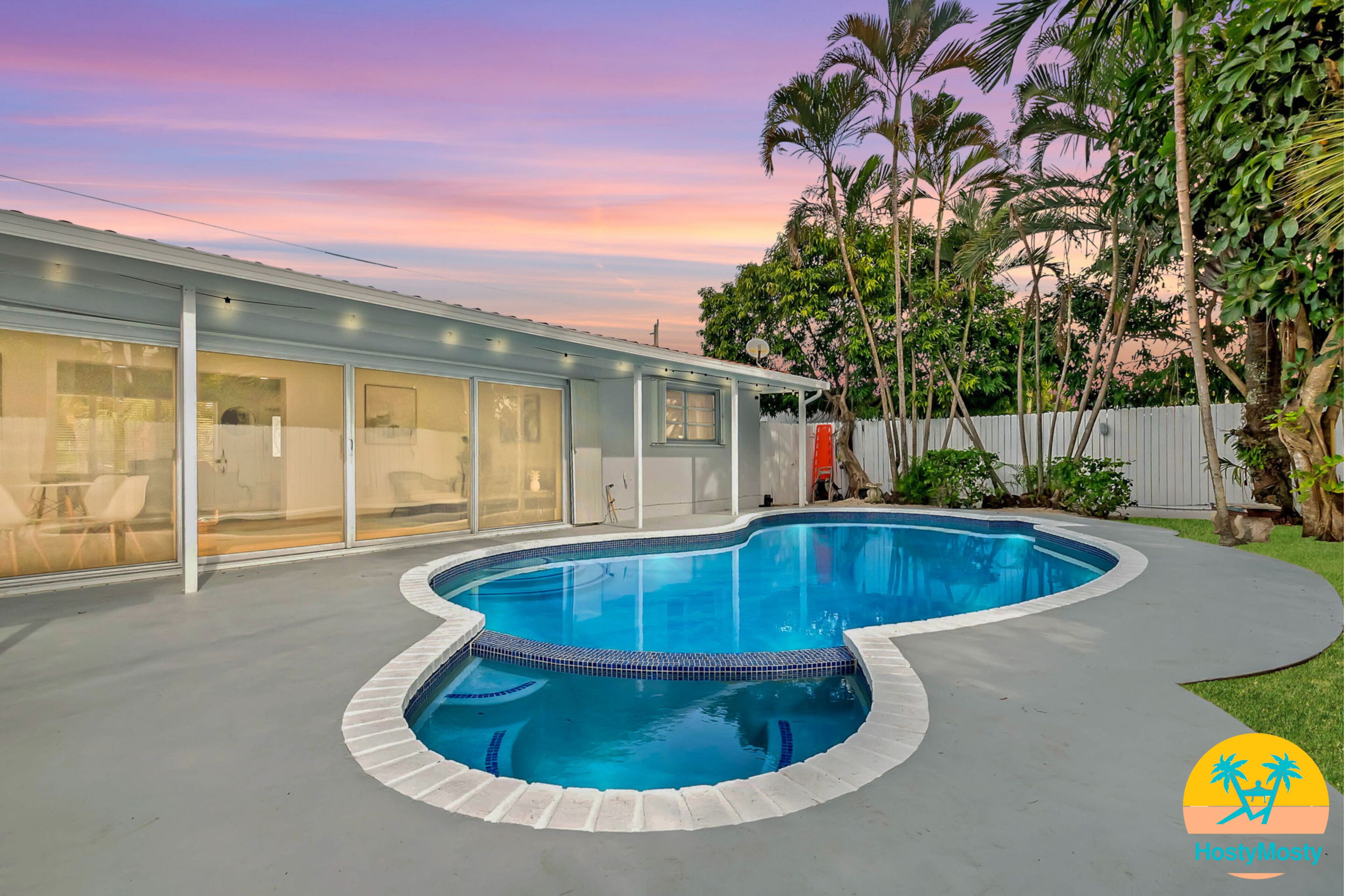 Casa Azul 4Bed 2Bath Home w/Heated Pool & Spa 1304