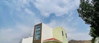 The ARK farm-stays : Close to nature and mountain view