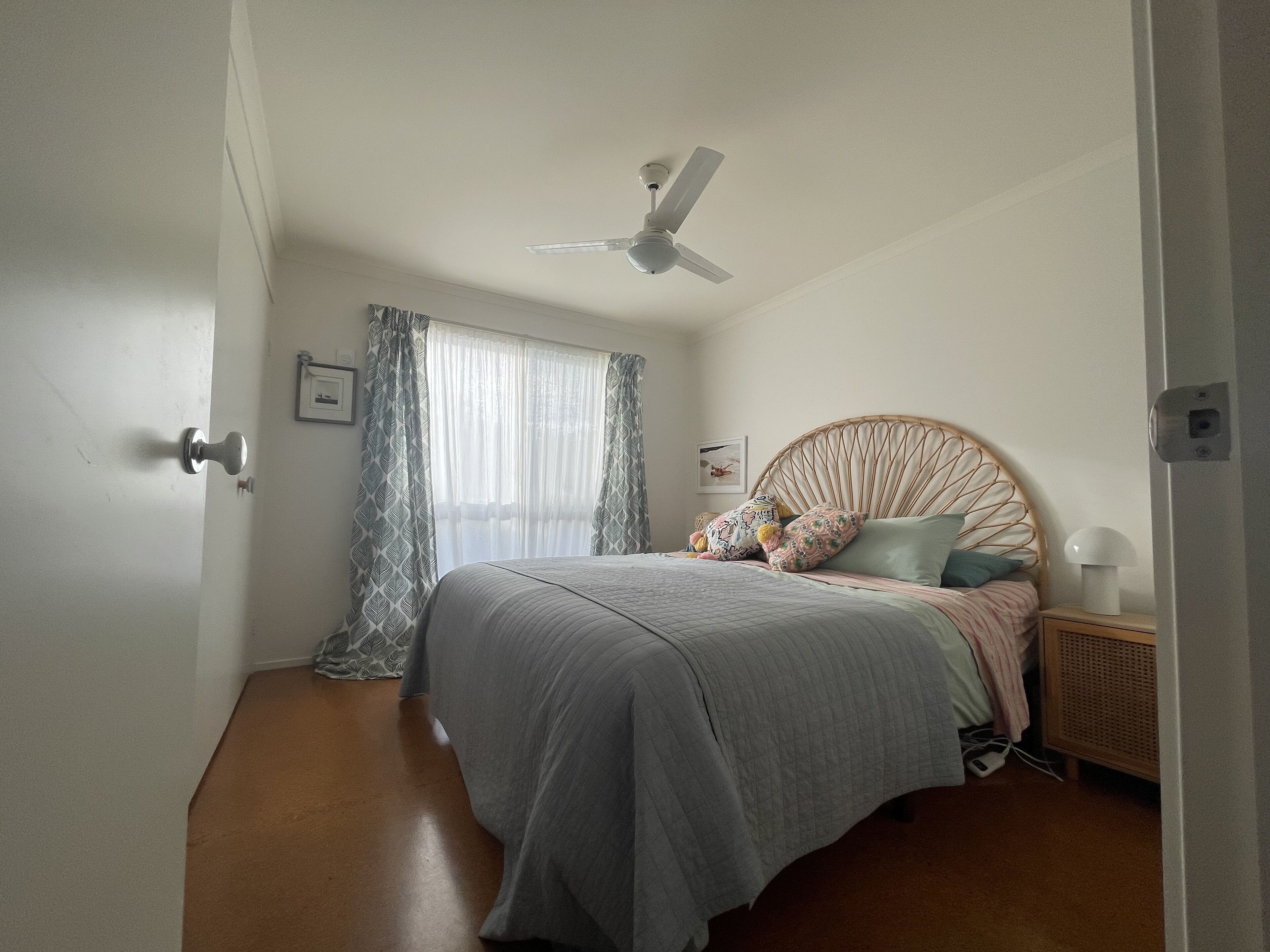 3 bedrooms, free WiFi, bed sheets