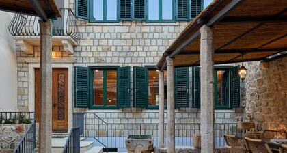 Hedera Estate, Villa Hedera XVII