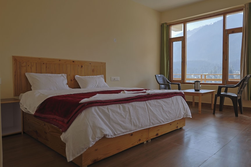 Room In Manali, River And Mountain View Middle Of Apple Orchard, Quit Place 7 - Himachal Pradesh