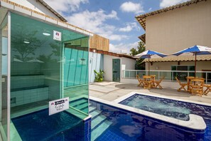 Utomhuspool