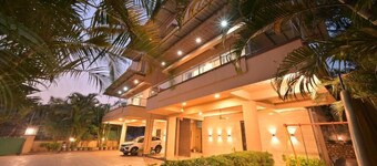 S2 Premium Villa's 4bhk & 8bhk in lonavala with private Swiming pool