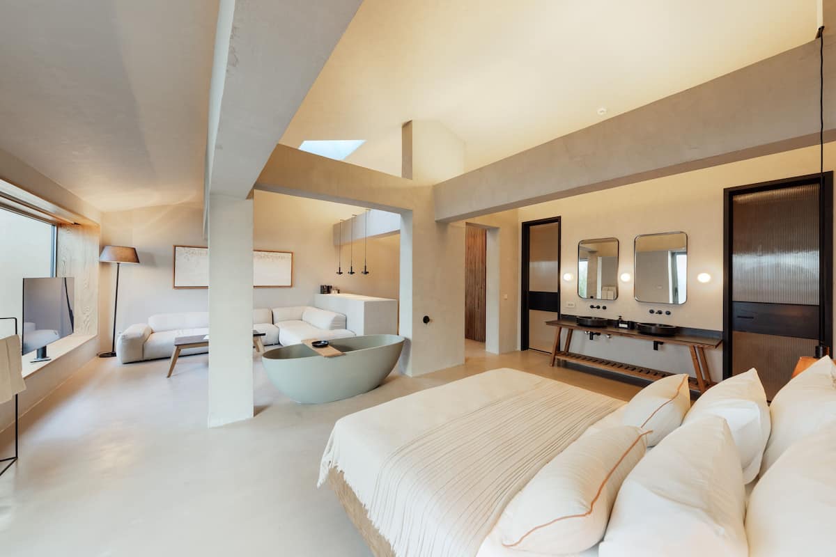 Premium Loft Suite | Luxe beddengoed, een gratis minibar, gratis wifi, beddengoed
