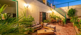 Riad Taj Salma