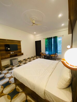Deluxe Double Room | Desk, free WiFi - New Corbett Hotel and Resort (Ramnagar)