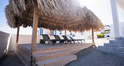 Casa 30' Villa Vlakbij Mambo-beach