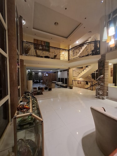 Park Lane Addis Hotel