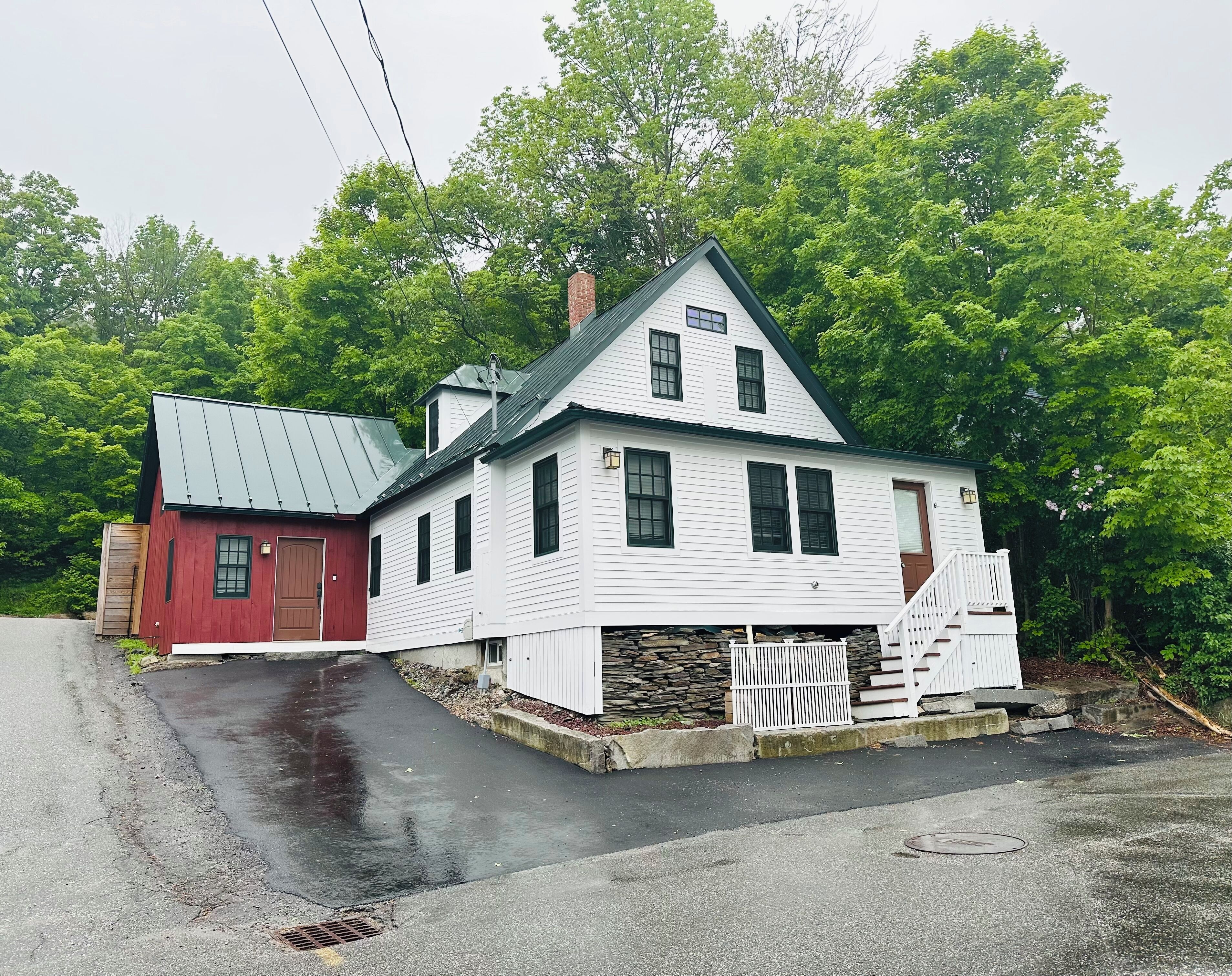 Sunapee Harbor Home Drive to  Mountain 7-Bed  Pet Friendly Arcade Walk to Marina