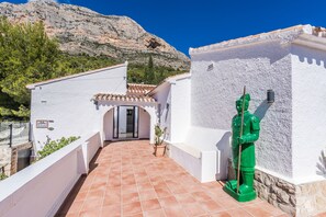 Exterior detail - 4 Bedroom Family Villa with Pool (Javea / Xàbia)