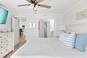 2 bedrooms, desk, iron/ironing board, travel crib