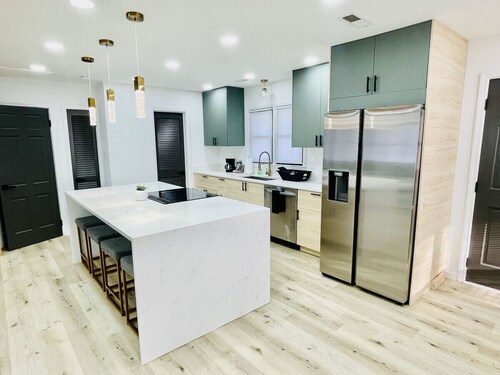 Four bedroom house in United States of America, Greensboro