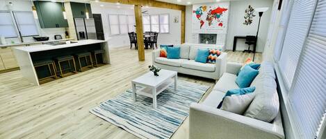 Una Smart TV, un futbolín