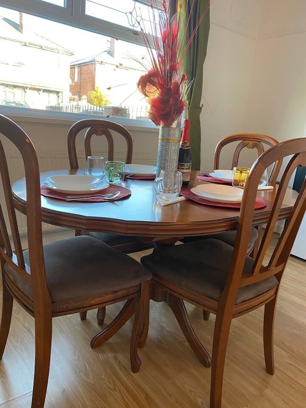 House | Dining