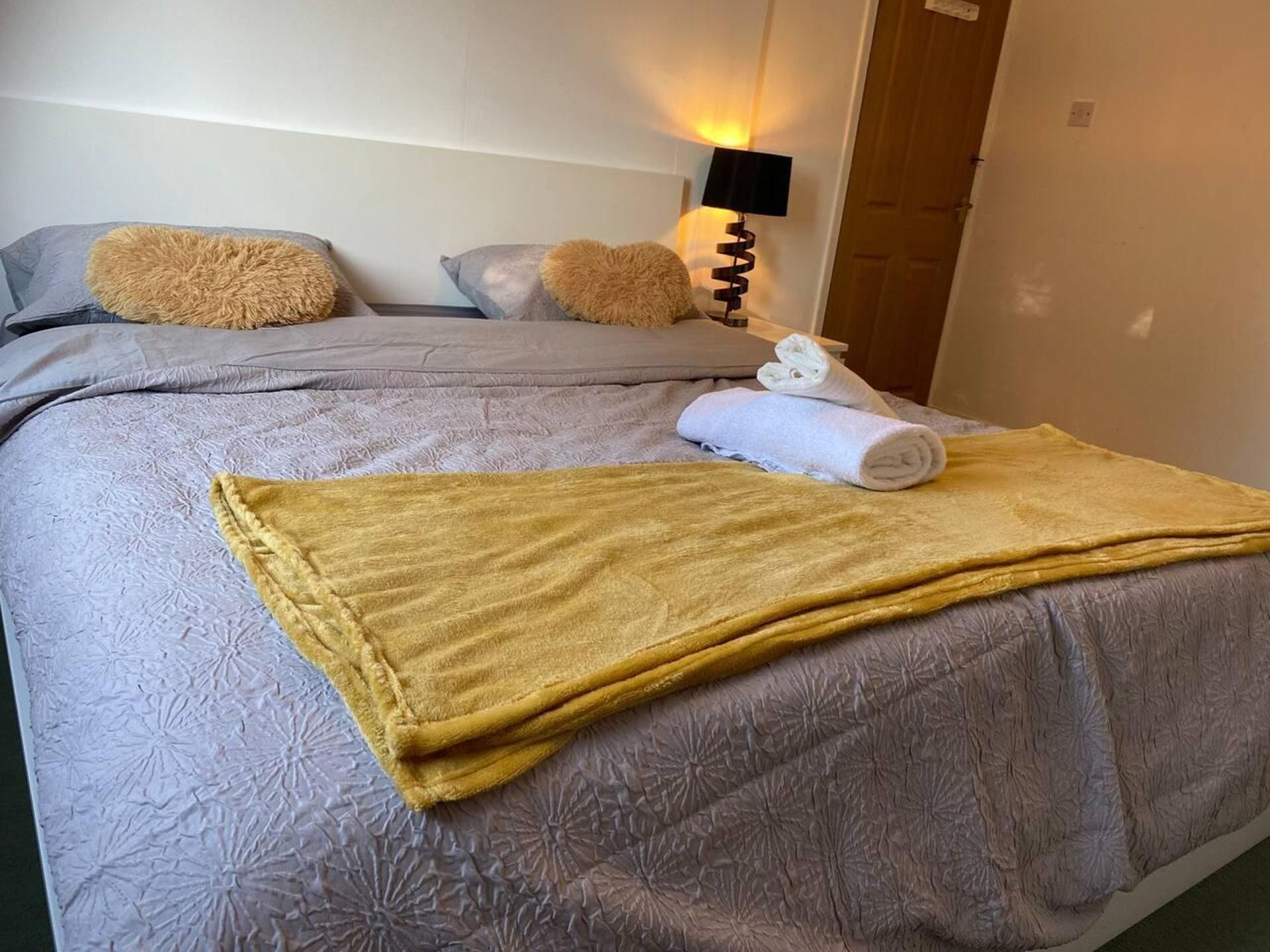 House | 3 bedrooms, iron/ironing board, free WiFi, bed sheets