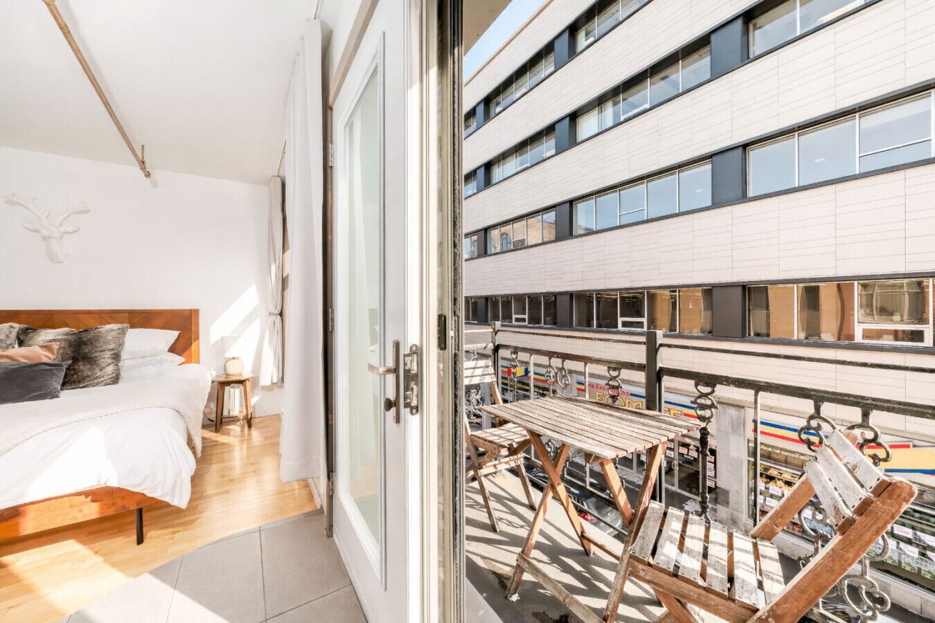 3 chambres, fer et planche à repasser, Wi-Fi gratuit, draps fournis