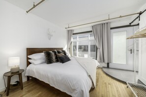 3 chambres, fer et planche à repasser, Wi-Fi gratuit, draps fournis