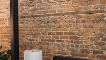 7 bedrooms, iron/ironing board, free WiFi, bed sheets