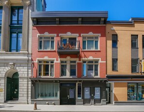 Exterior - Deluxe Estate / / Two in One  Downtown Québec City (Québec)
