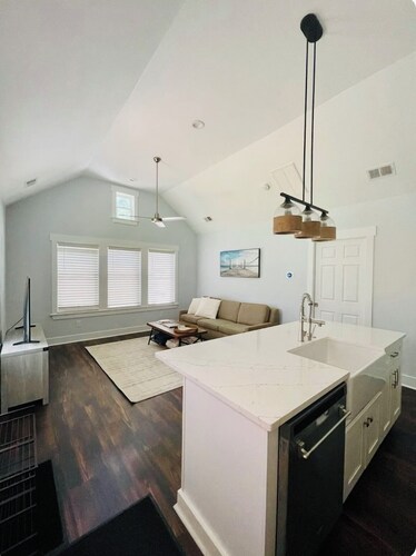 Southern Escape in Mt. Pleasant, SC – Close to Beaches & Historic Charleston!