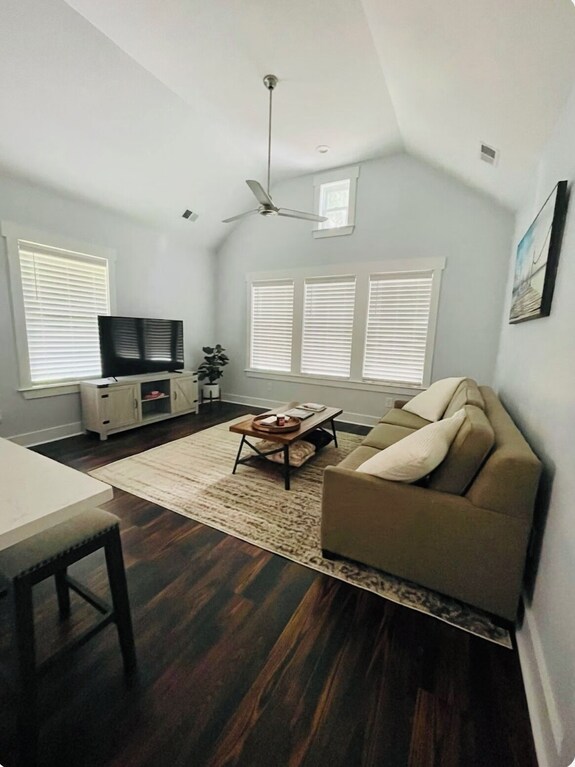 Southern Escape In Mt. Pleasant, Sc Close To Beaches & Historic Charleston! - Mount Pleasant, SC