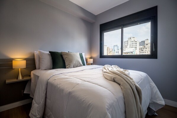 2 chambres, fer et planche à repasser, accès à Internet, literie fournie