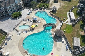 Indendørs pool, udendørs pool