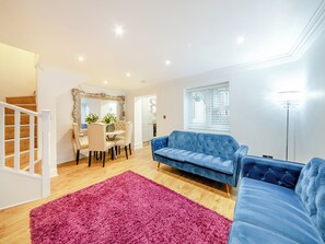 TV - Violet Cottage - UK45968 (Yarm)