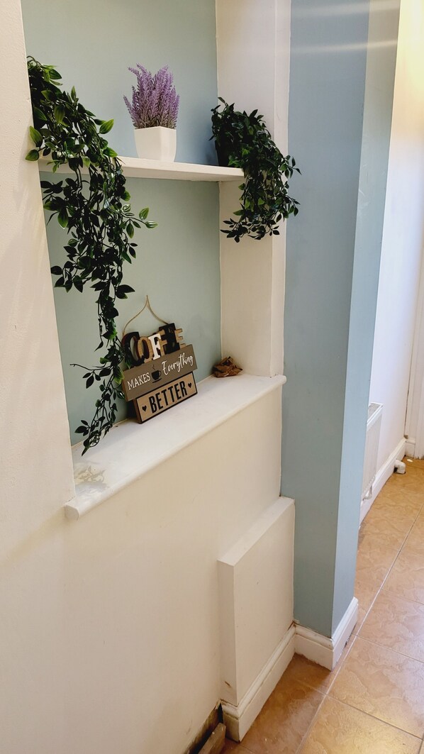 Interior - Relaxed North London Property. Close to Central London and Wembley Stadium. (London)