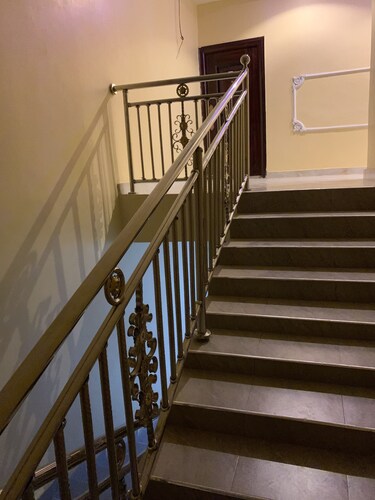 JF ROYAL HOTEL & SUITES