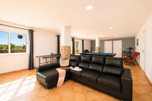 Spielezimmer