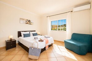 4 bedrooms, iron/ironing board, travel cot, WiFi