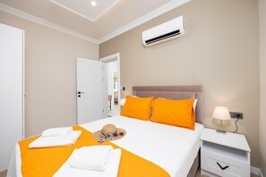 3 bedrooms, WiFi, bed sheets