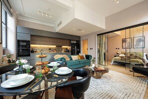 Dining - Charlotte House Residence by COQOON (Manchester)