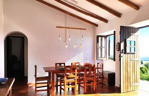 Dining - LAGOS HIGH POINT NATURE 2 by HOMING (Lagos)