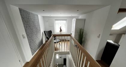 Gemütliche Landhaus-Ferienwohnung mit direktem Wasserzugang in Groß Leppin