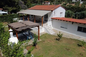 Terrace/patio - No2 Dimitra' s Country House in forest and sea (Nikiti)
