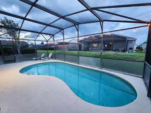 Piscine extérieure, piscine chauffée