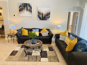 TV connectée, table de tennis de table