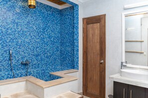 Bathroom - Brickwood Ganduvaru (Rasdhoo)